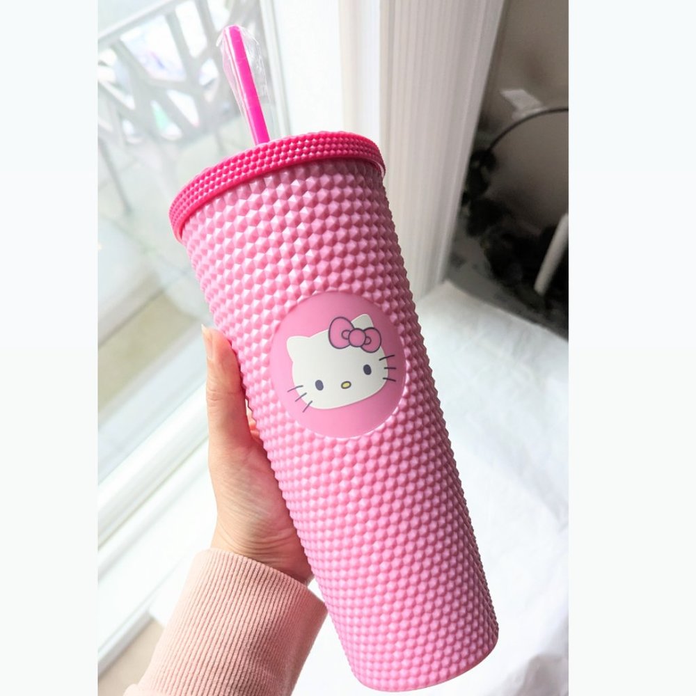 🩷 Pink Hello Kitty Tumbler 🩷